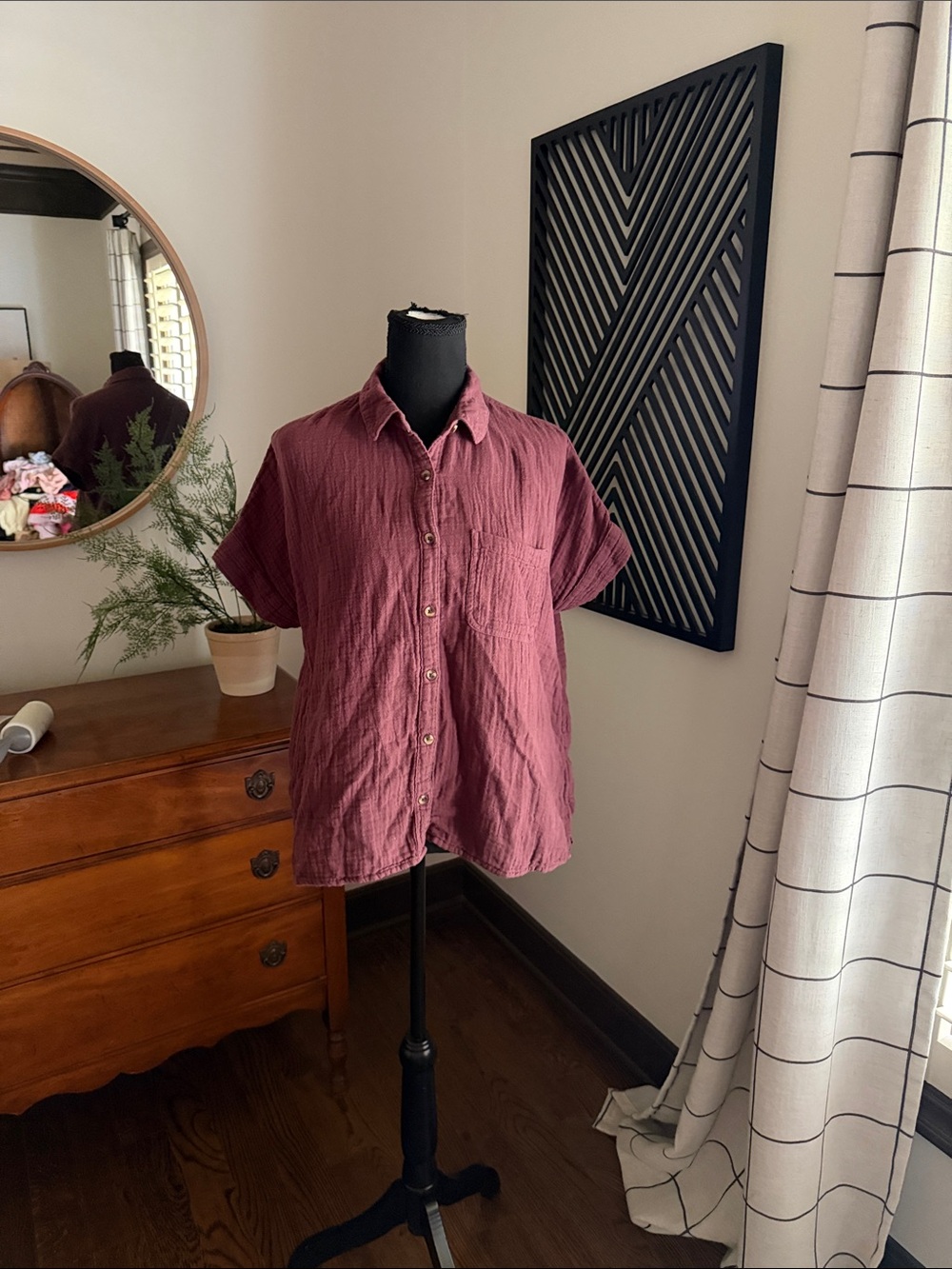 Sonoma Women's Short-Sleeve Button Front Blouse in Burgundy medium